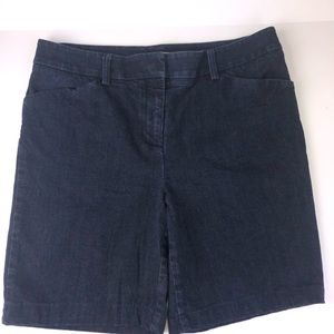 Jones New York denim stretch shorts size 12